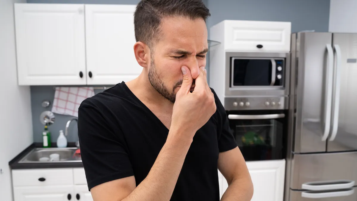 Halszag van a konyhában? Így szabadulhatsz meg tőle percek alatt