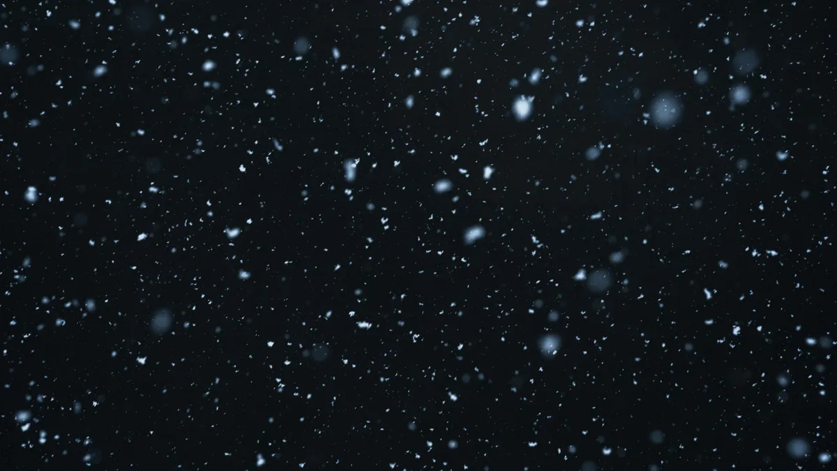 A hóesés mesebeli tájakat varázsol