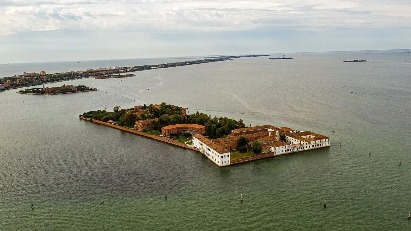 Velence kevésbé ismert, sötét multú, misztikus helyszíneit járjuk végig
