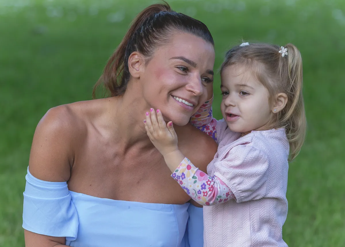 Berki Mazsi és kislánya, Emma