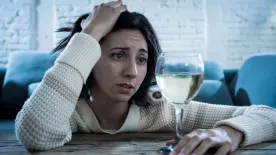 Öl, butít, nyomorba dönt: így találd meg a kiutat az alkoholizmusból