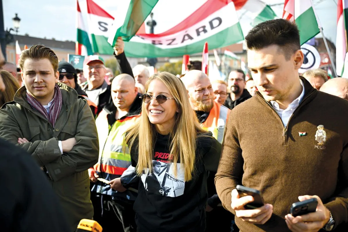 szabó zsófi a békemeneten is orbán viktoros felsőben tűnte fel.