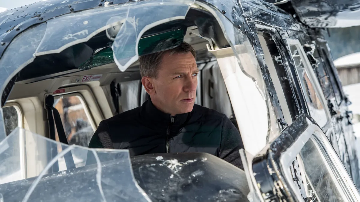 Daniel Craig fel akarta vágni az ereit: 10 éves a legvitatottabb James Bond-film