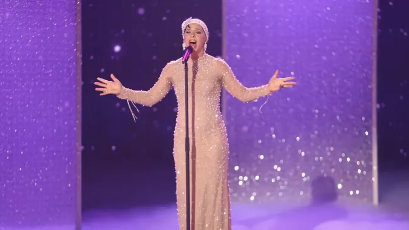 „Választanom kellett” – Dér Heni ezért nem mutatta meg eddig minden tehetségét