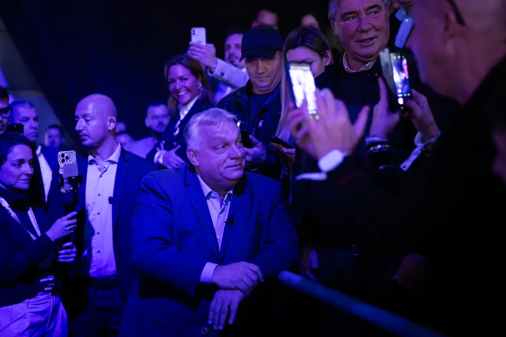 Háborúellenes Gyűlés, Nyíregyháza, 2025. 11. 29.
Orbán viktor