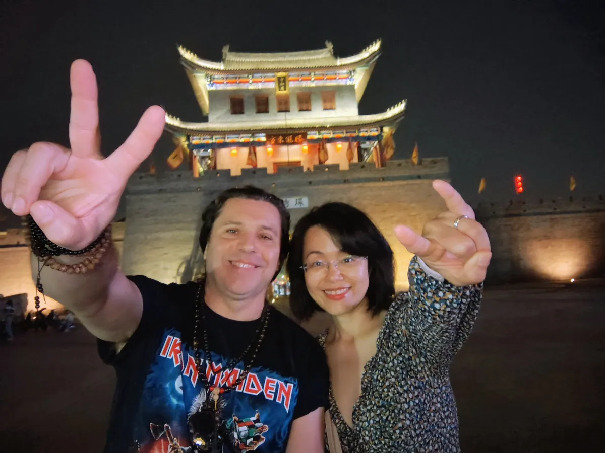 Kína legszebb helyeinek egyike: fotón Gerő Balázs és felesége családlátogatóban.