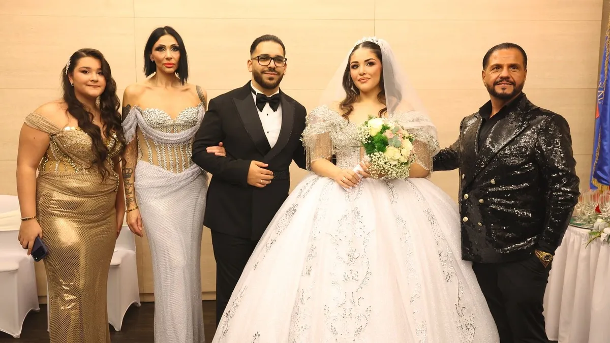 Bangó Margit családja dédunokájának esküvőjén újra egyesült