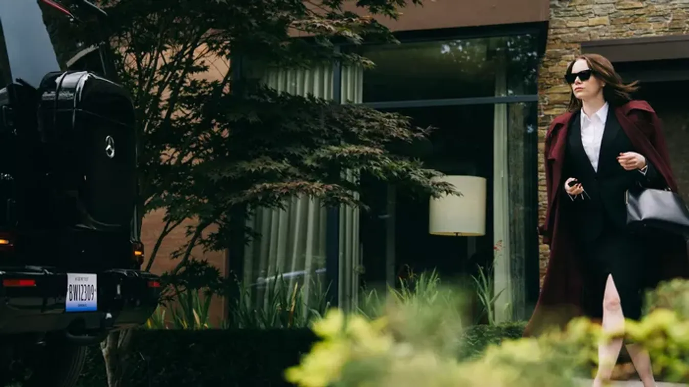 Reszkess, emberiség, meg vannak számlálva a napjaid! – A Bugonia figyelmeztet és szórakoztat