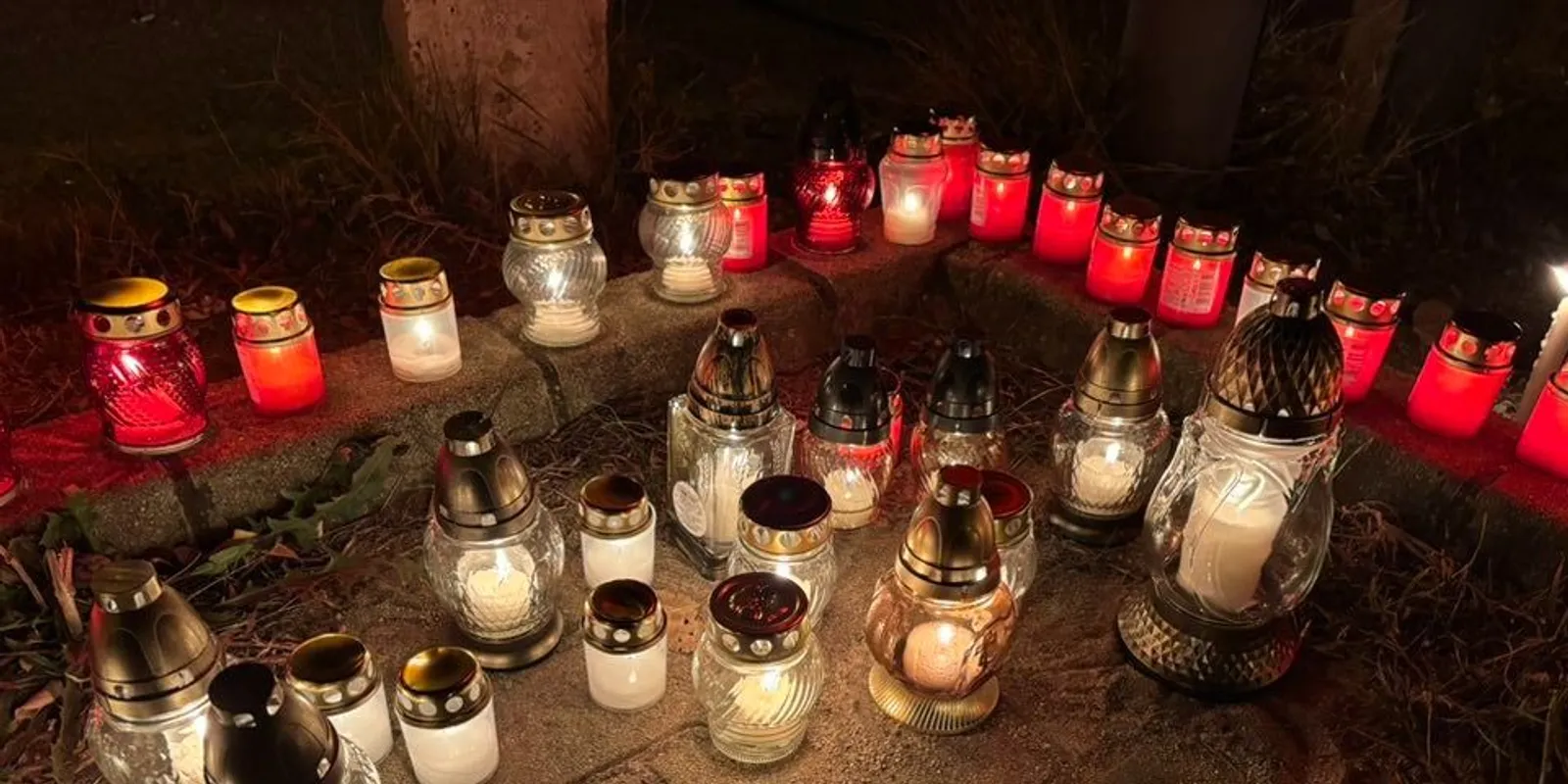 A vonatbaleset áldozataira emlékeztek Szentmártonkátán