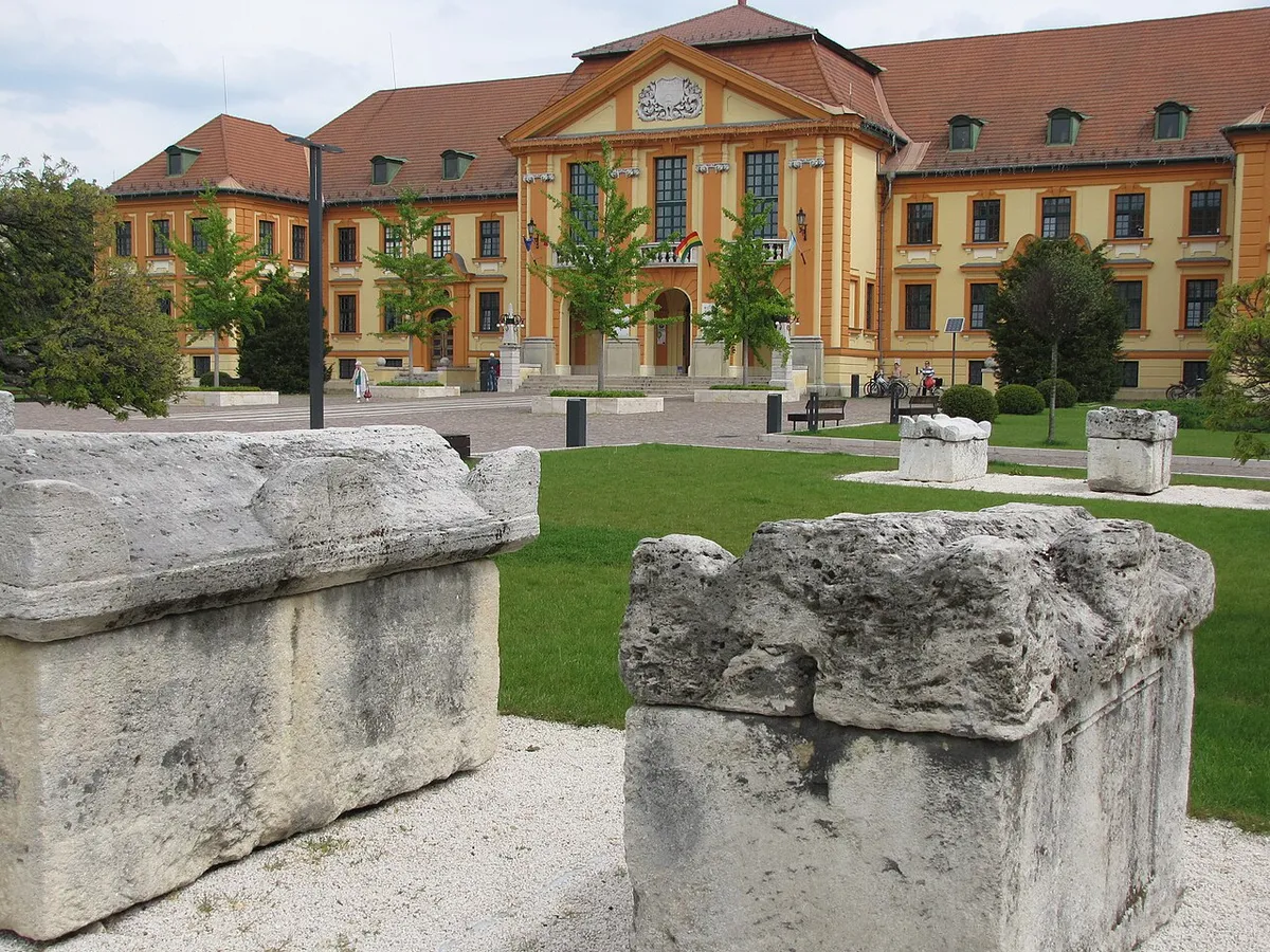 Komárom római korából, Brigetio időszakából fennmaradt szarkofágok