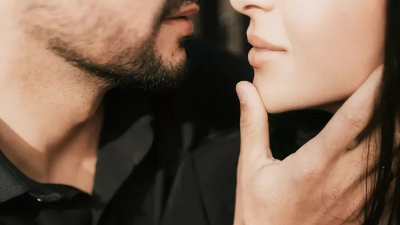 "Az apámnak nézik a páromat - 34 év van közöttünk, de ez tényleg szerelem"