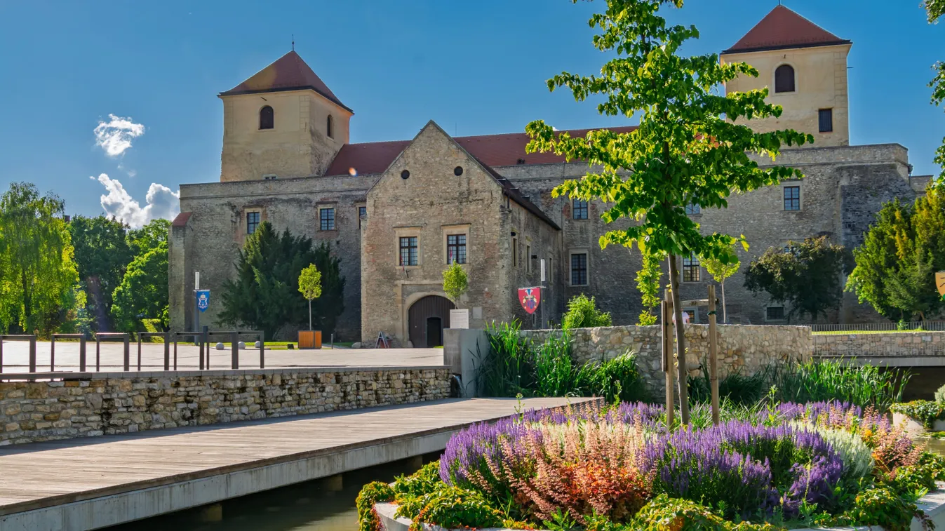 Bakonyi kalandok, amelyet a gyerkőcök is imádnak: hangulatos kirándulóhelyek Várpalota környékén