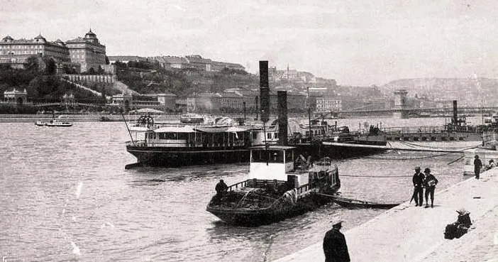 Folyami gőzösök Budapesten