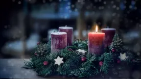 Jön az első gyertyagyújtás: ismerd meg az advent és az adventi koszorú történetét