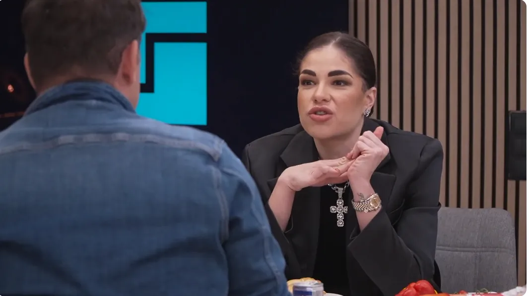 Gáspár Evelin nagyon korán találkozott a felé és családja felé áradó gyülölethullámmal.