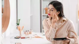 Ezeket a sminktrükköket kövesd, ha nem akarsz hadifogolynak kinézni a személyi igazolványodon