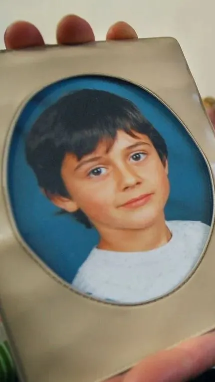 Végre elkészült Till Tamás sírköve