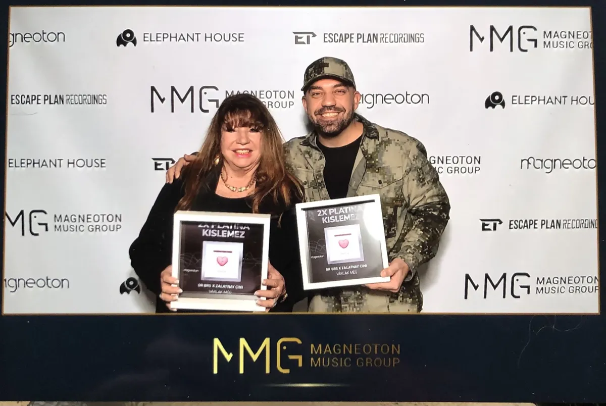 Zalatnay Cini és Dr. BRS átvették a platinalemezt