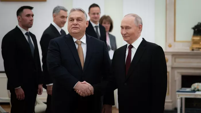 Orbán Viktor megmutatta, így zajlott a tárgyalás Moszkvában