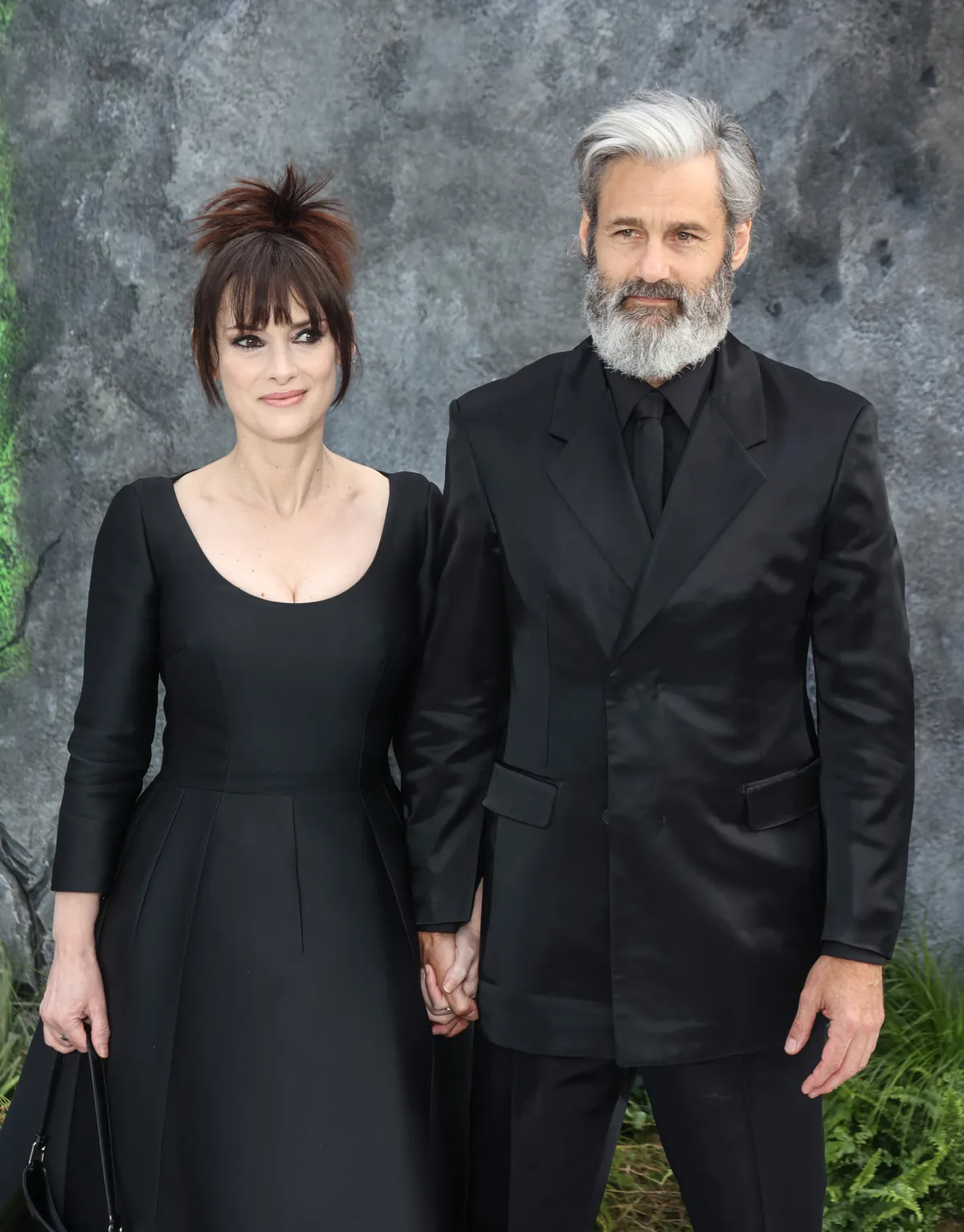 Winona Ryder és párja, Scott Mackinlay Hahn a Beetlejuice premierjén.