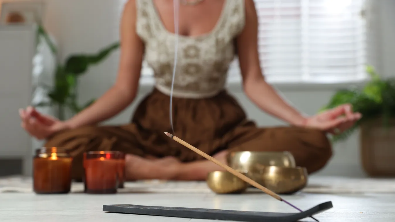 A Teremtés Aranykapuja – újhold rituálé a szerencse bevonzásához