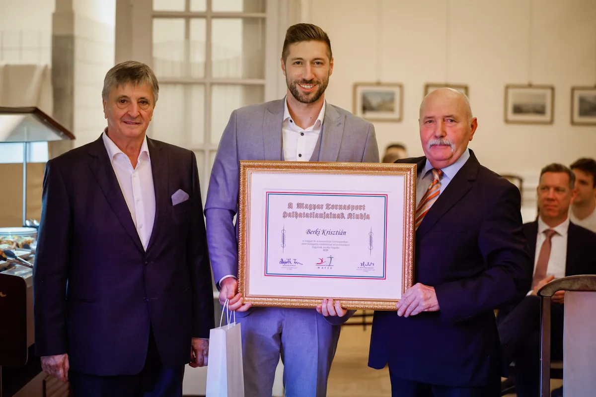 Berki Krisztián edzőjével, Kovács Istvánnal (balra)