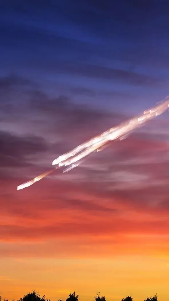 Meteorit csapódhatott be egy autóba!