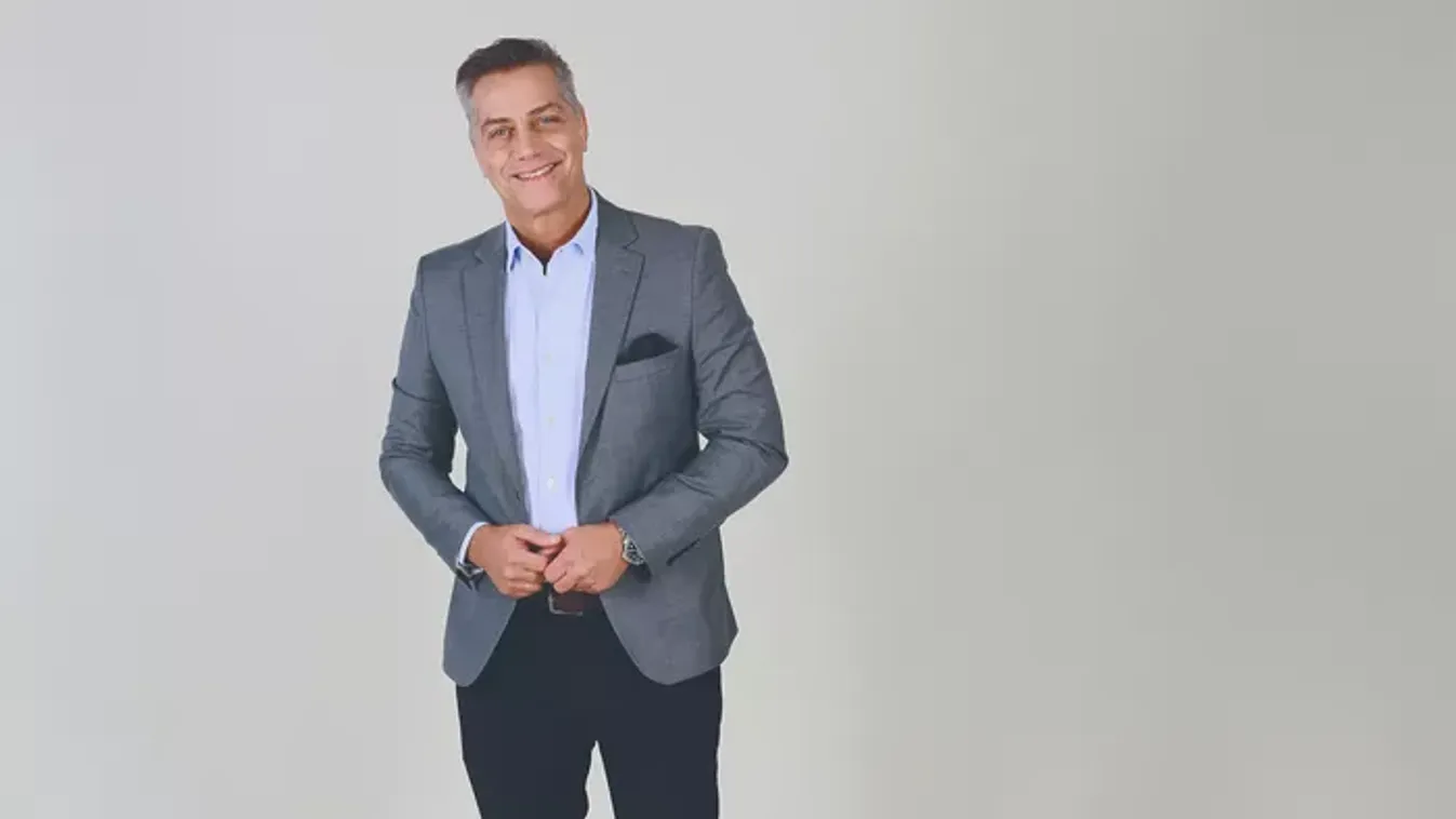 Harsányi Levente saját műsort kapott: „Humor nélkül lehet élni, de felesleges”