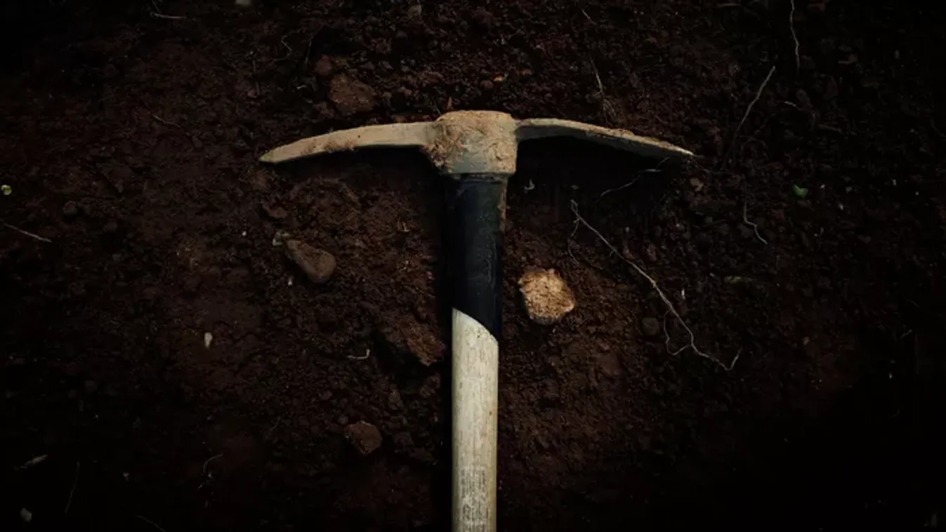 Kattant a bilincs: csákánnyal akarta megölni élettársát egy férfi Hódmezővásárhelyen