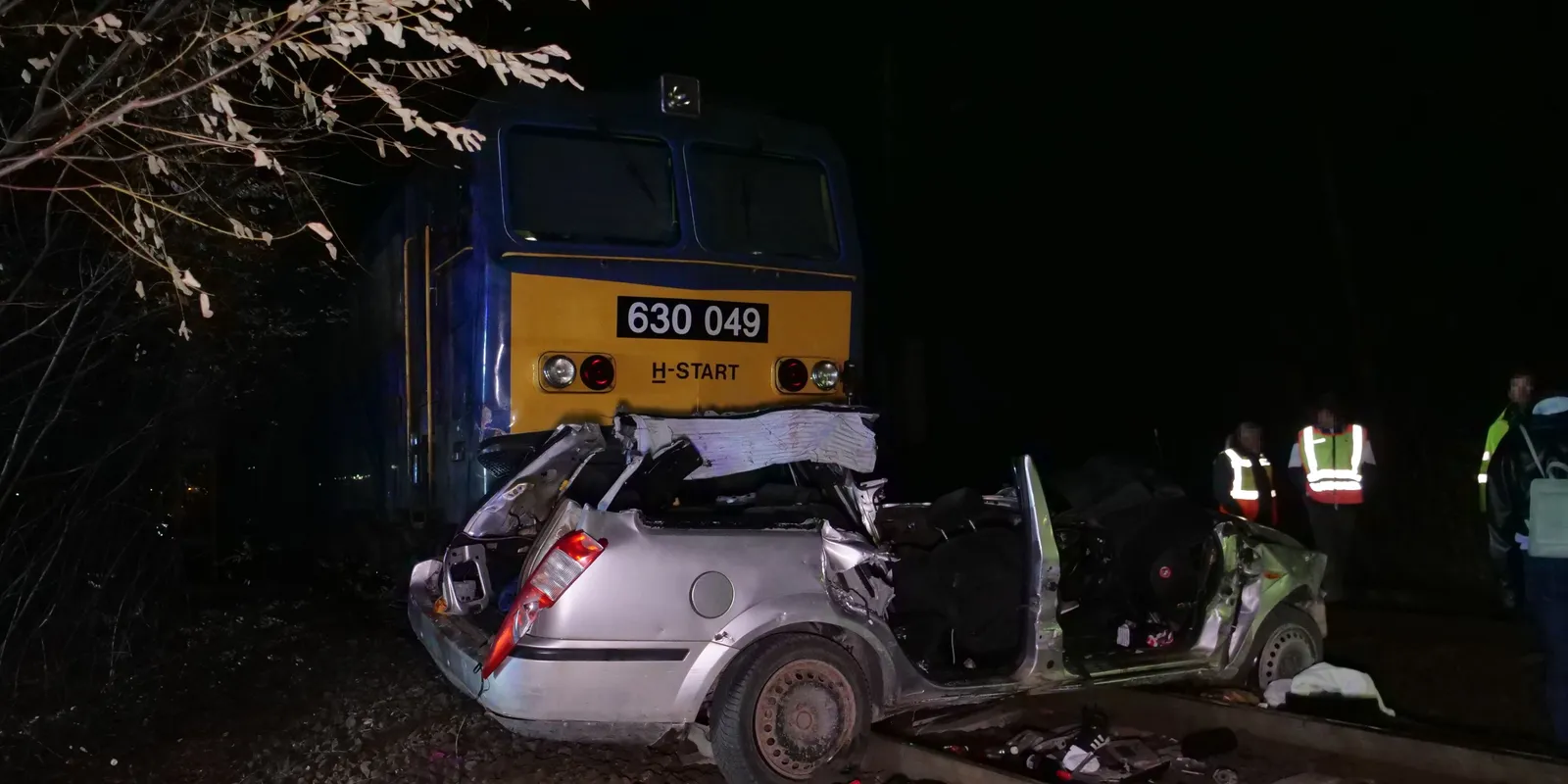 Sokkoló felvétel a szentmártonkátai vonatbalesetről