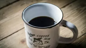 Sokkoló filléres trükk: percek alatt nyoma sem lesz a legundorítóbb tea- és kávéfoltoknak!