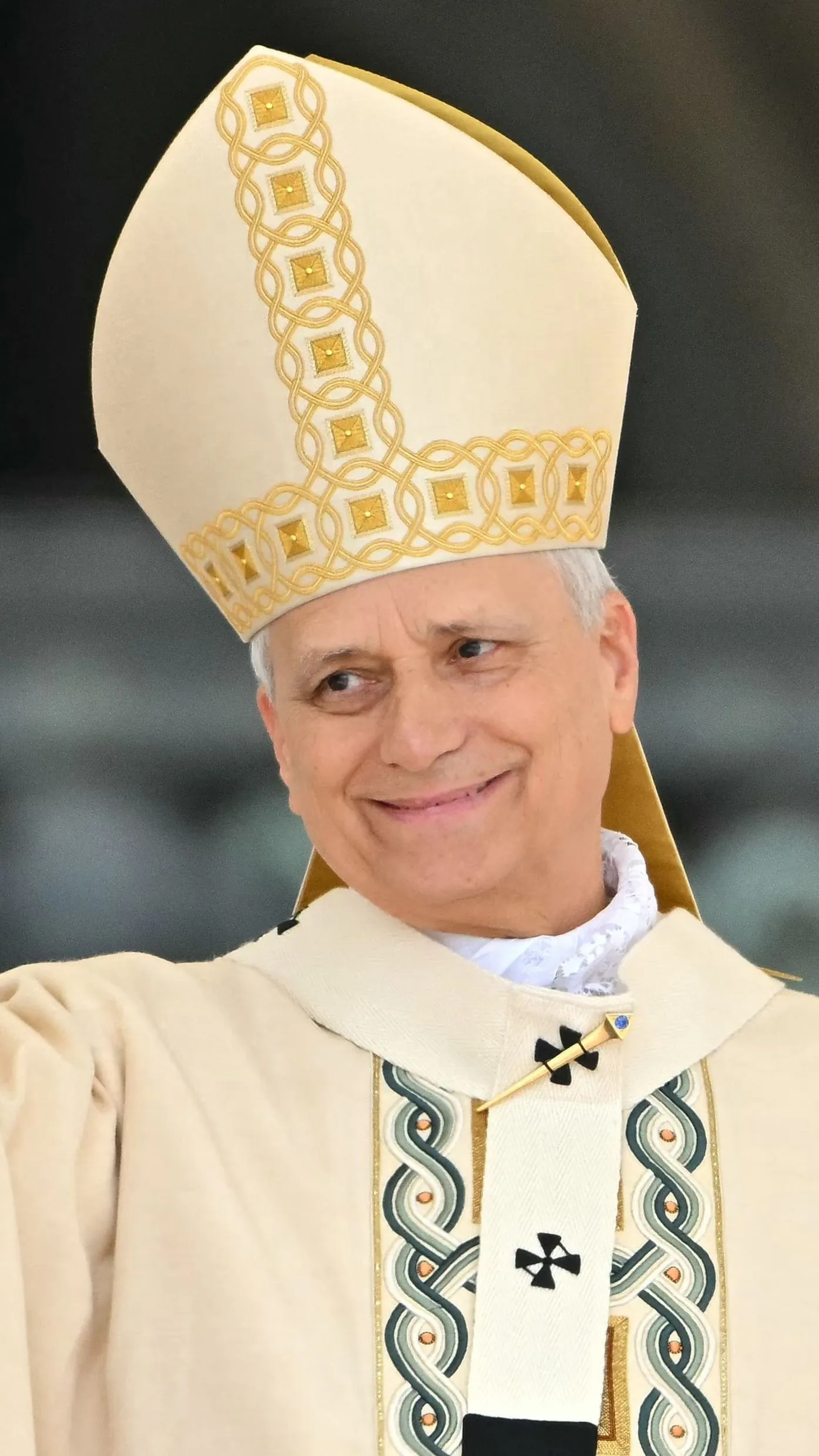 Sátánista papot avatott szentté Leó pápa!