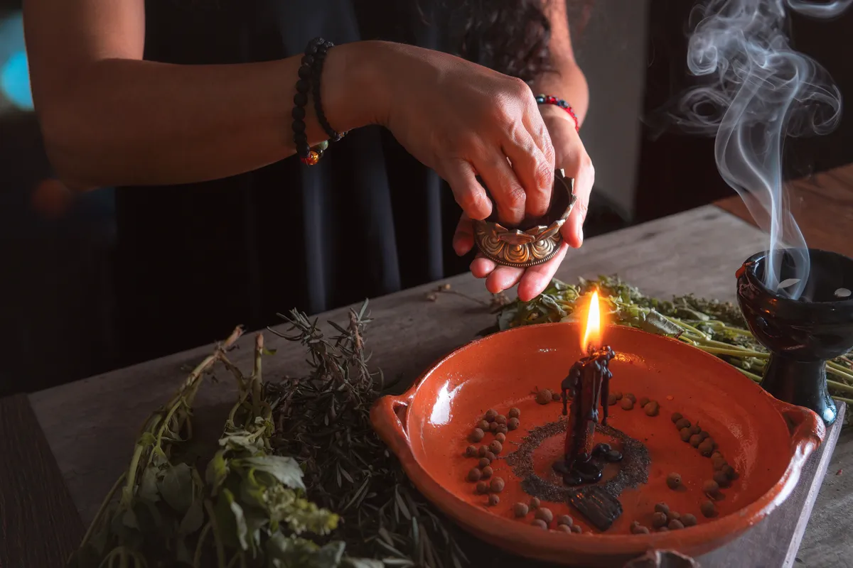 Múlt elengedése spirituális rituáléval