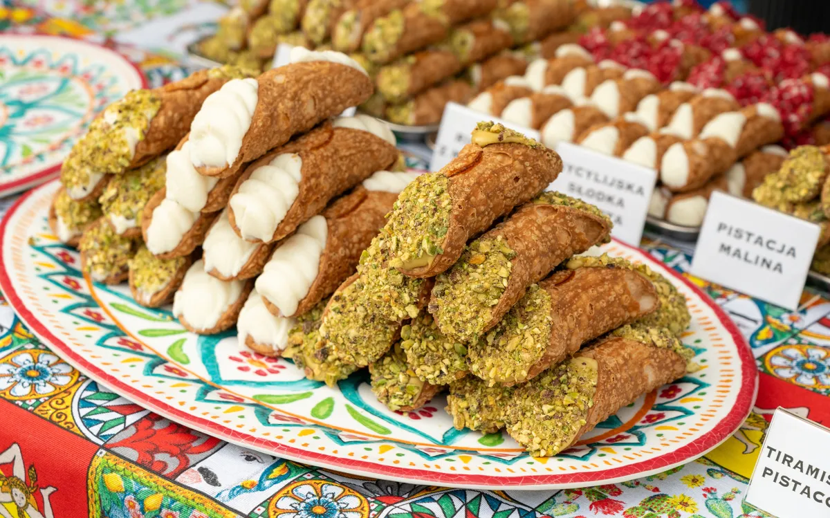 cannoli Catania egyik jellegzetes desszertje