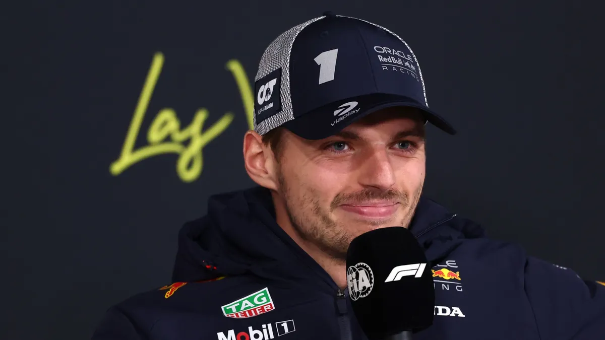 Max Verstappen 2026-ban biztosan a red Bullnál marad