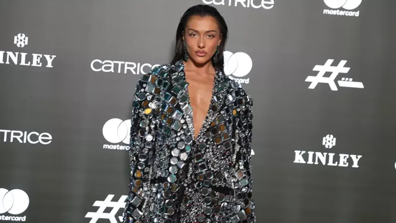 Tűzforró: Mihályfi Luca feszülős naciban mutatta meg a fenekét