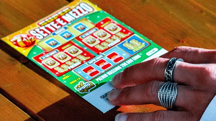 Éhesen kiment a boltba, milliomosként tért haza