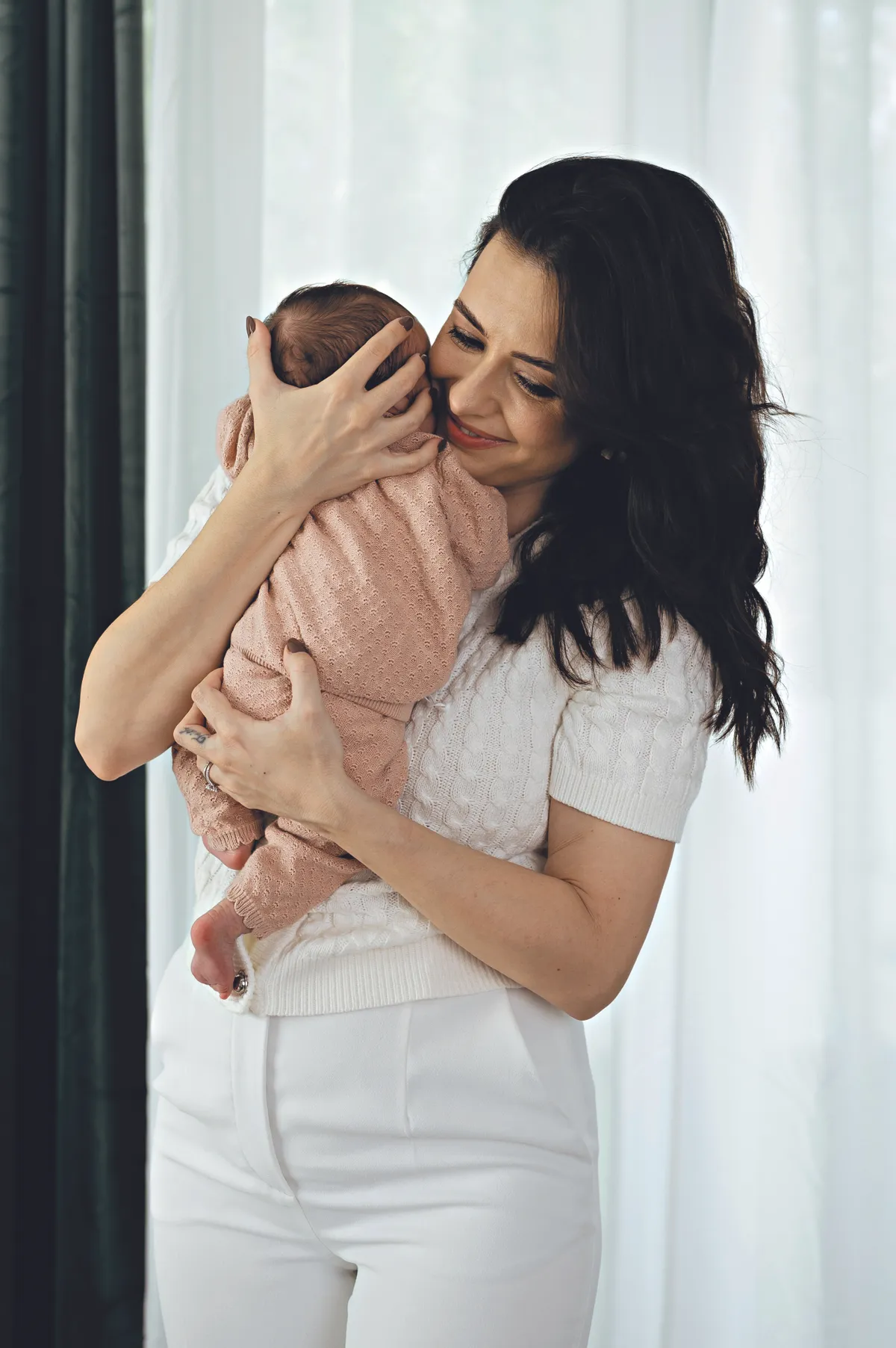 HOT! MAGAZIN HÉTFŐI FELTÖLTÉSEK
ADRIÁN
Scherer Péter ​
Kótai Misi
Makrai Pál 
EDINA
Soltész Rezső 
Tóth Vera 
MÁRK
Lola 