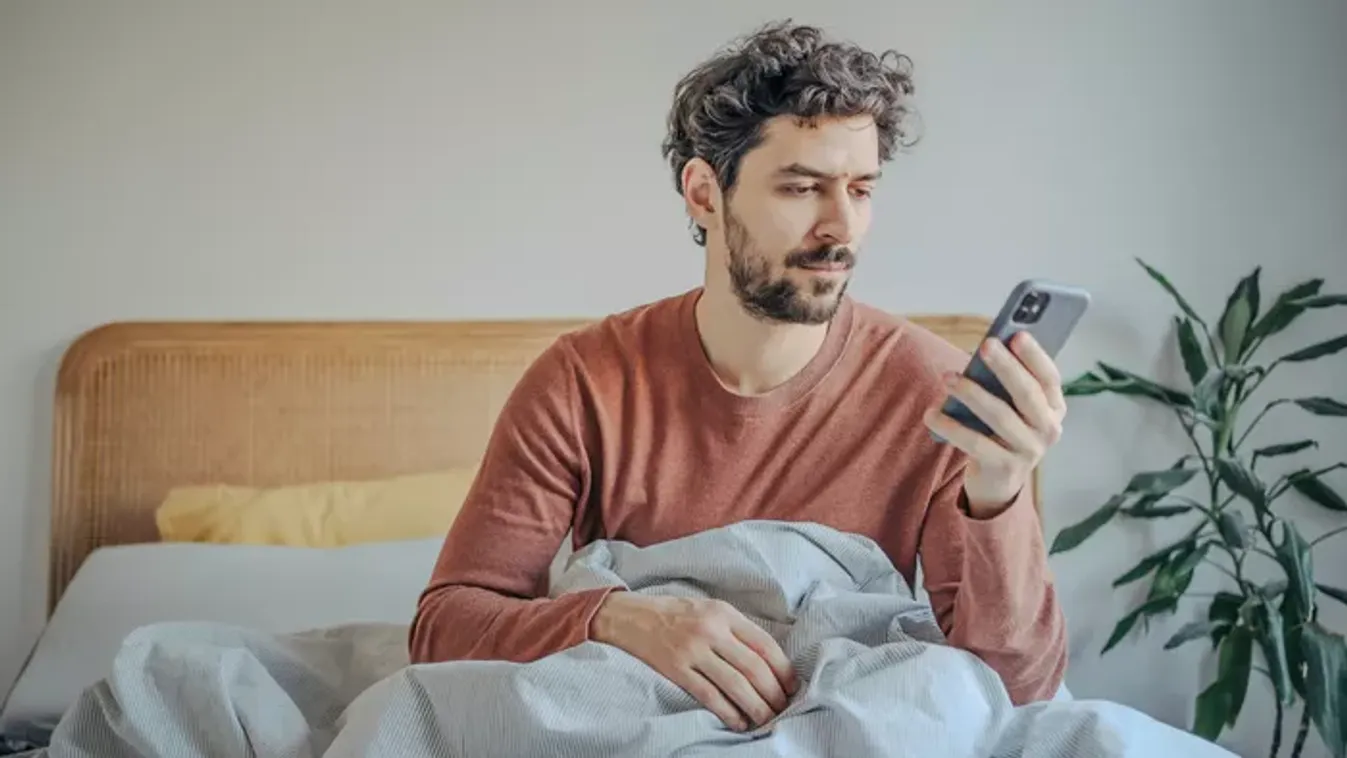 Első dolgod a mobilért nyúlni ébredés után? Itt az ideje kikapcsolni és megtapasztalni a digitális detox előnyeit