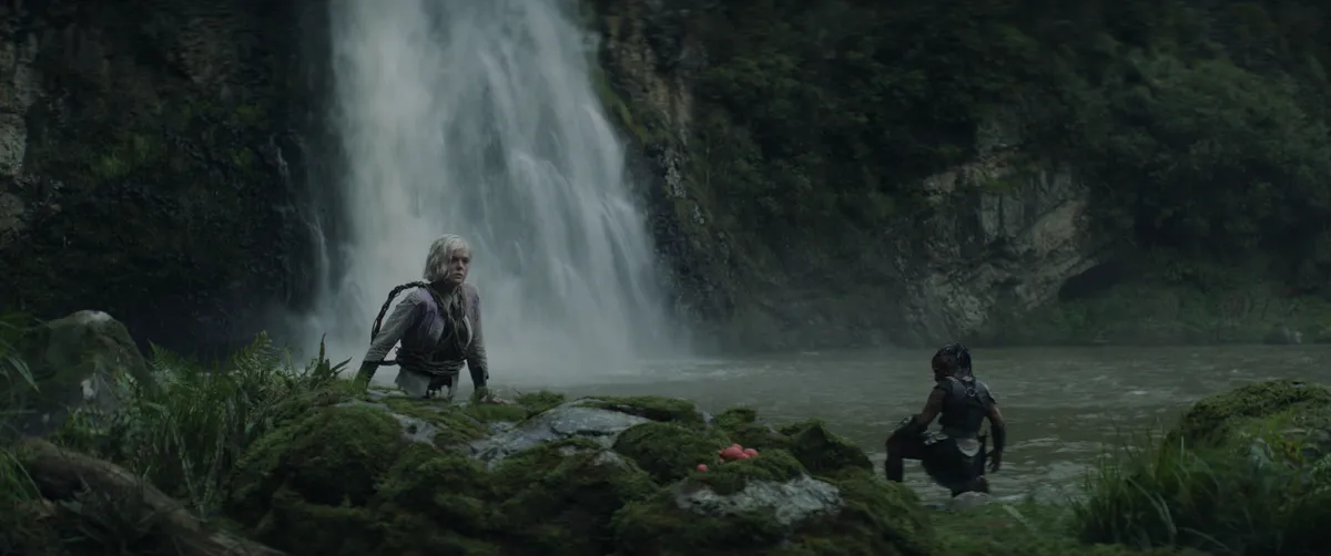 PREDATOR: BADLANDS (2025)