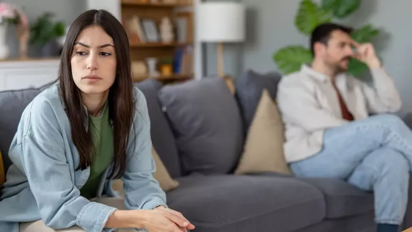 "Mihez kezdjek az exemmel? Korábban folyamatosan megcsalt, most meg nem akar békén hagyni!"