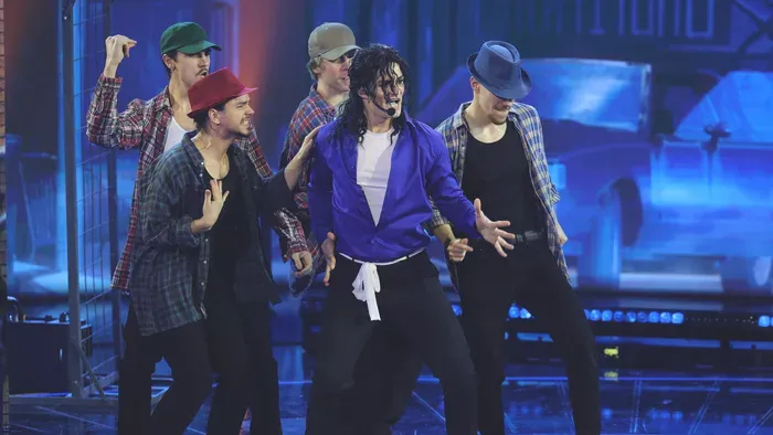 A pop koronázatlan királyaként, azaz Michael Jackson-ként lépett színpadra Veréb Tomi.