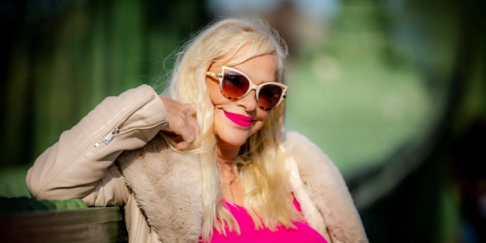 Gyászol Cicciolina: elhunyt a szeretett testvére