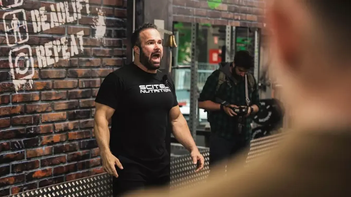 Kathi Béla özvegye hatalmas erőt sugároz, férje emlékét őrzi minden mozdulatában