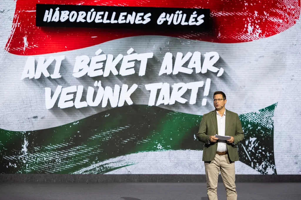 Háborúellenes Gyűlés, Nyíregyháza, 2025. 11. 29.
Gulyás Gergely