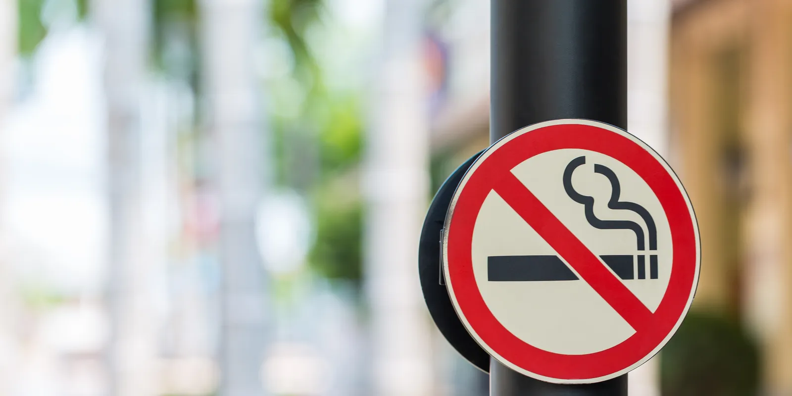 Halálra késelte szomszédját egy férfi Budapesten a cigifüst miatt