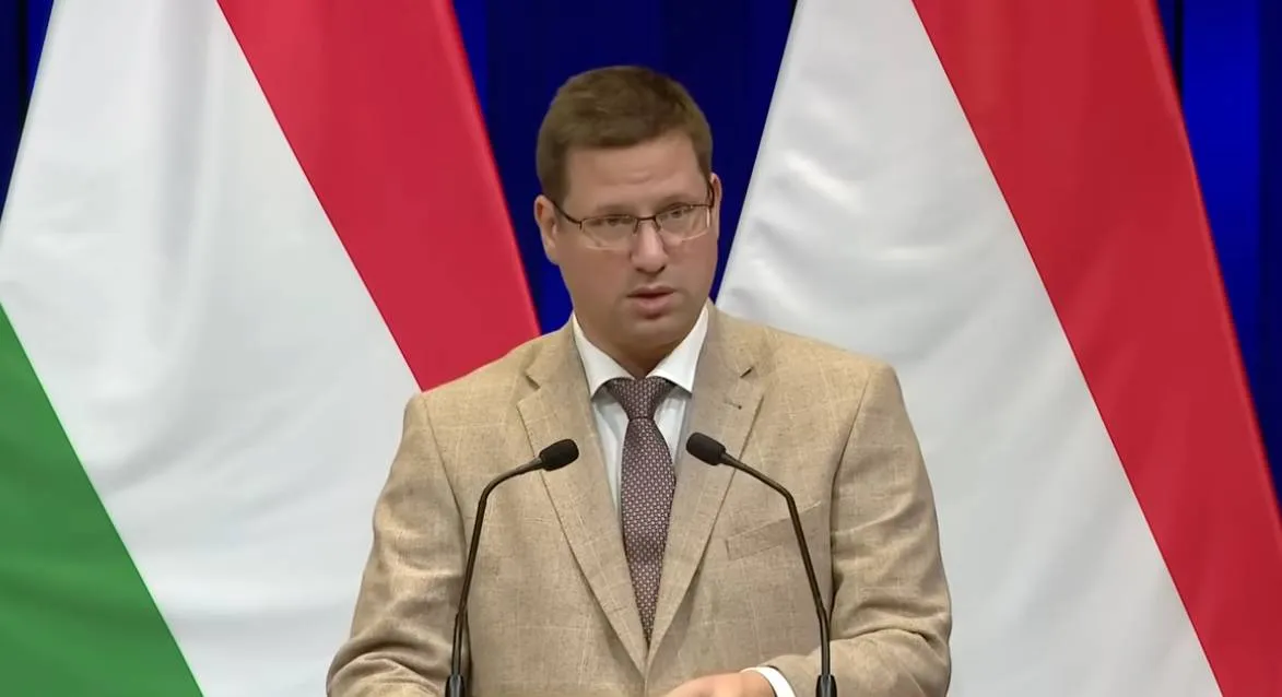 Kormányinfó: Gulyás Gergely ismét beszámolt a legfontosabb kormánydöntésekről