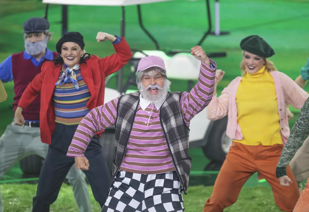 A Sztárban Sztár színpadát elözönlötték a nyugdíjas táncosok