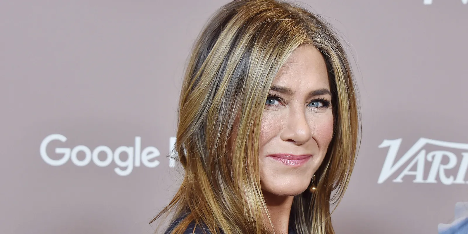Hivatalosan is felvállalta új szerelmét Jennifer Aniston
