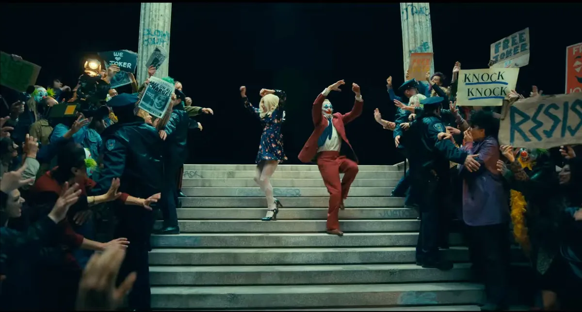 A Joker második részének főszereplői, Lady Gaga és Joaquin Phoenix 